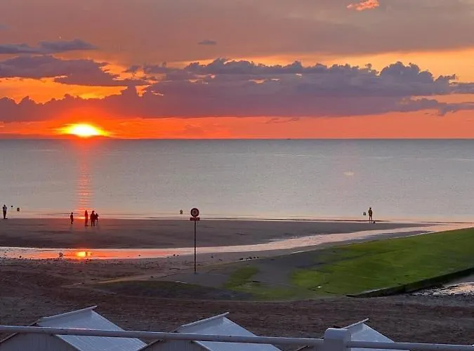 Grand Pour 4 Face A La Вилле-сюр-Мер