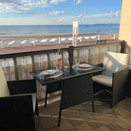 Apartment Grand Pour 4 Face A La